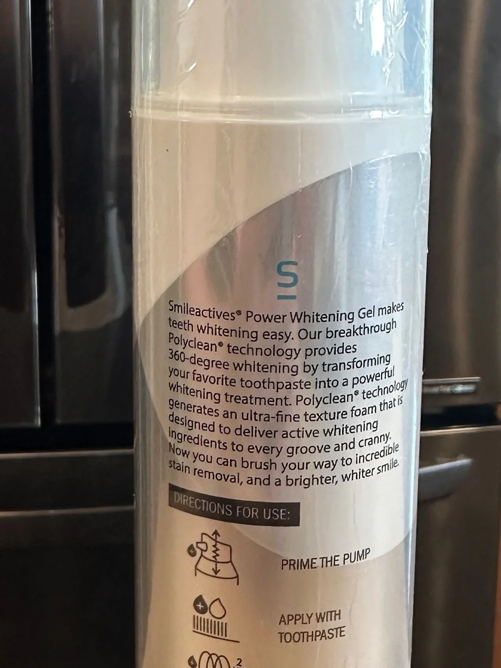 Gentle Cleansing Gel - Silver/White